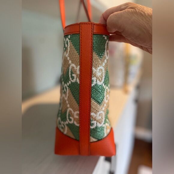 Gucci x Dubai Exclusive GG Raffia Tote Bag – NWT – Orange Leather Trim - Picture 6 of 12